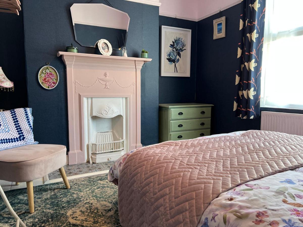 Brecon Town 3 Bedroom House Sleeps 6 Central Location Extérieur photo